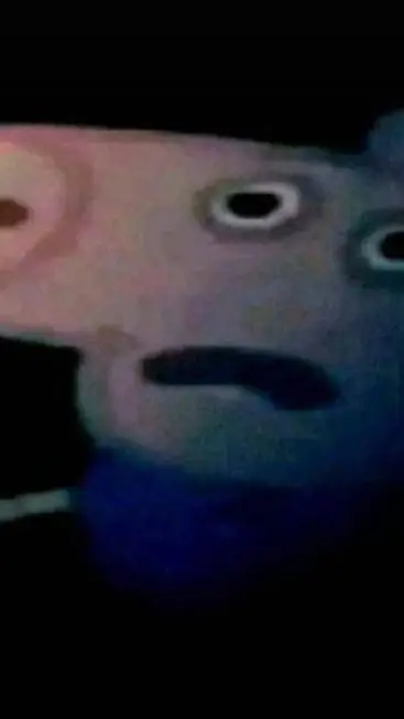 ai character: George traumado 🥀🥀 background