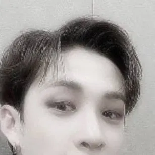chat with ai character: bangchan