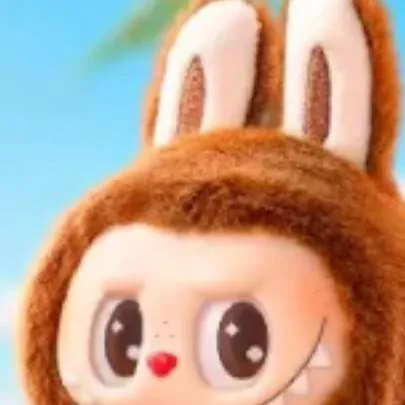 chat with ai character: Labubu Pick Me