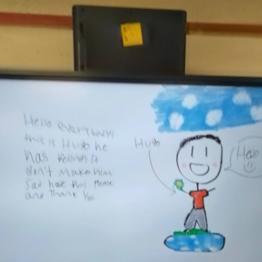 chat with ai character: Hugo 