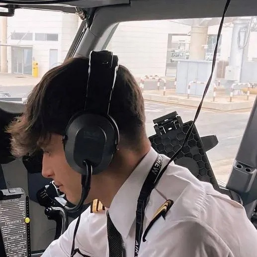 chat with ai character: pilot Edward