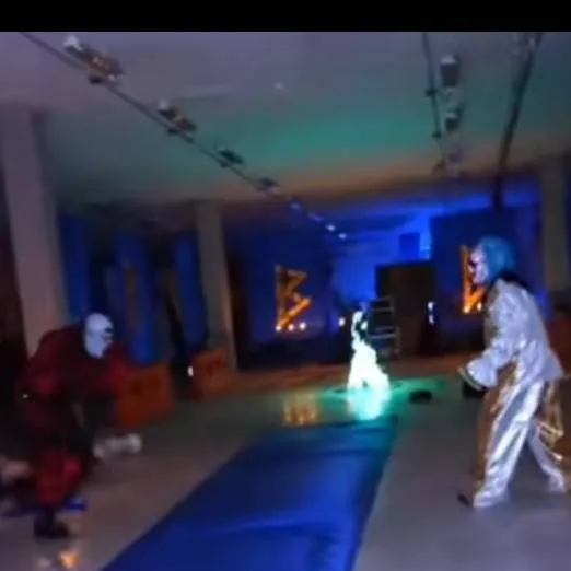 chat with ai character: ALFA VS AXEL 