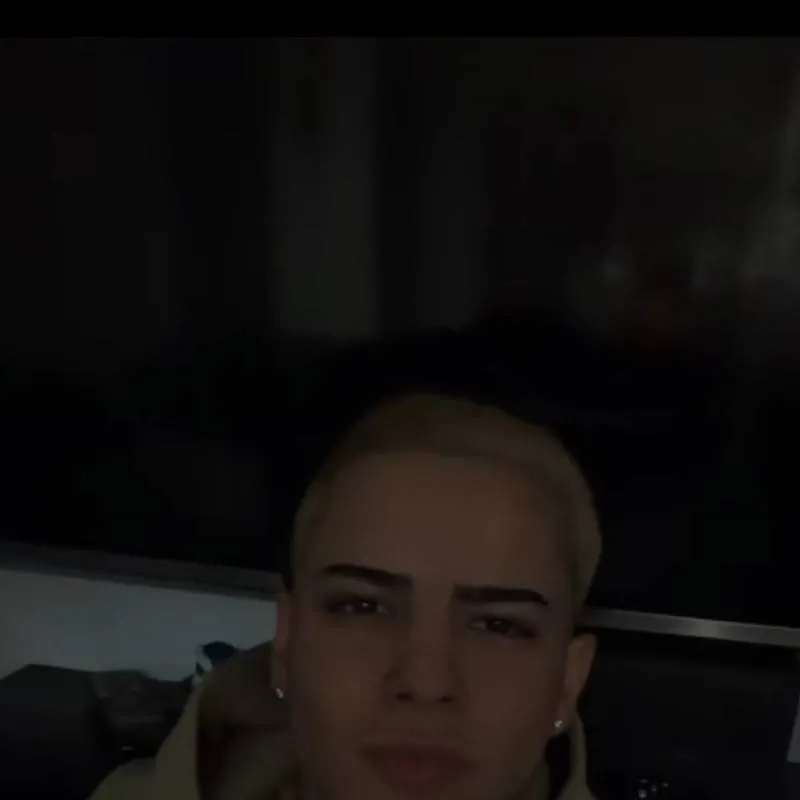 chat with ai character: nate