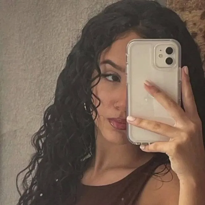 chat with ai character: Jessica