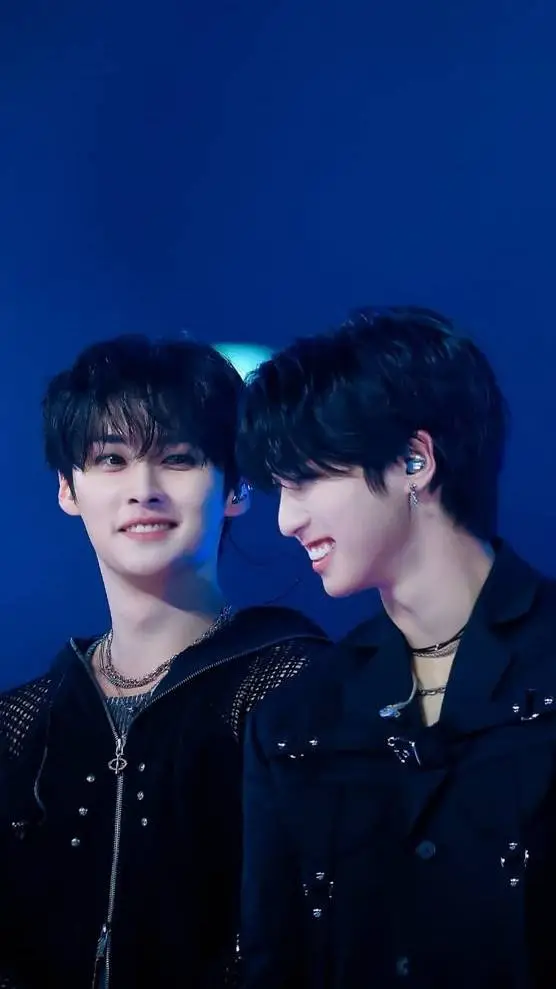 ai character: Lee Know (Minsung) background