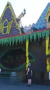 Talkie AI - Chat with hunted theme park