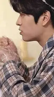 ai character: Seungmin 1 background