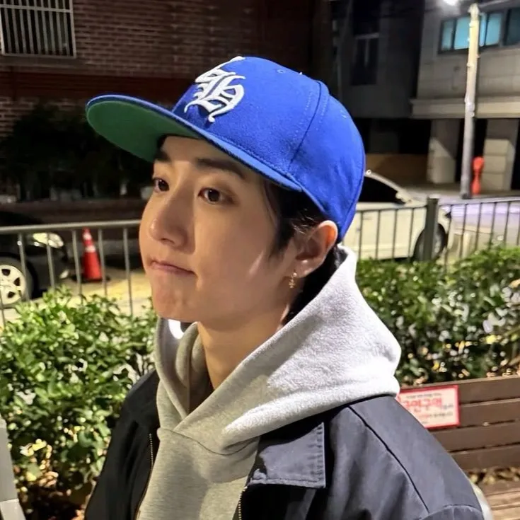chat with ai character: Jisungꨄ
