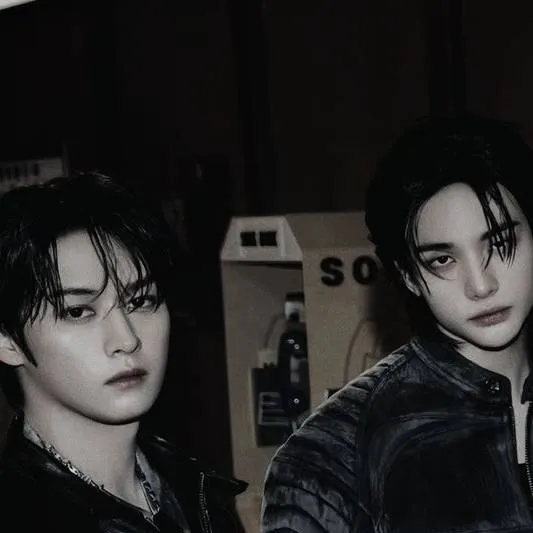 chat with ai character: Hyunho🐰🥟