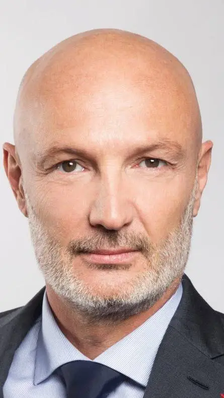 ai character: 🚗💩FrAnK LeBoEuF💩🚗 background