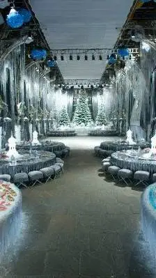 ai character: 🎄bal de noel hp🎄 background