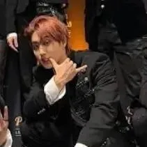 chat with ai character: Han Valentine day