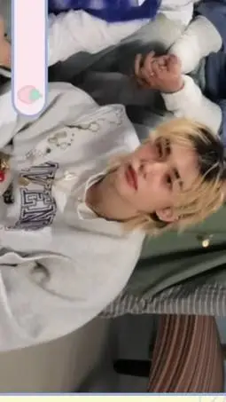 ai character: Hyun Saint-Valenti background