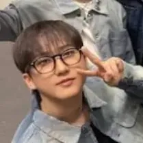 chat with ai character: Bin Valentin day 