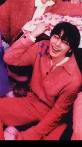 ai character: I.N Saint-Valentin background