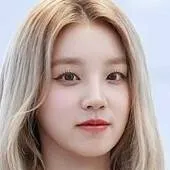 chat with ai character: Yuqi