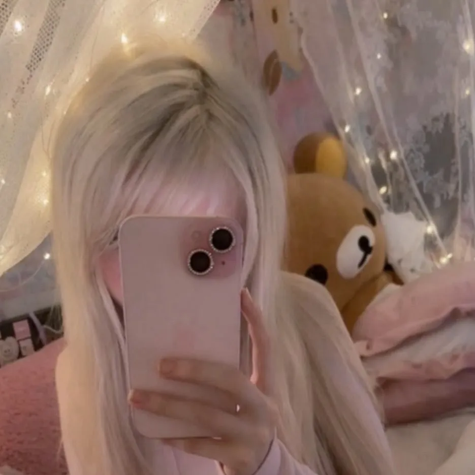 chat with ai character: Kayla😘
