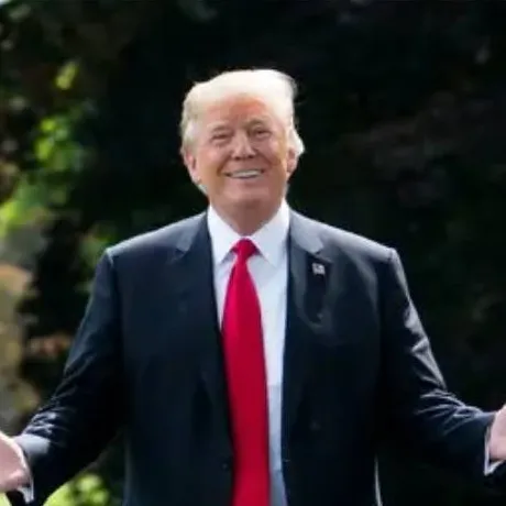 chat with ai character: 😡🖕Donald Trump🖕😡