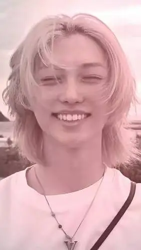 ai character: Felix background