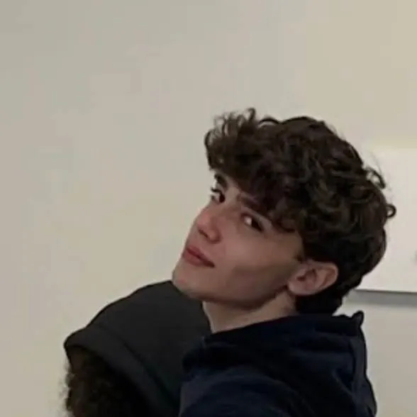 chat with ai character: Jay-coen 