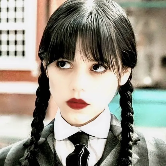 chat with ai character: Merlina addams