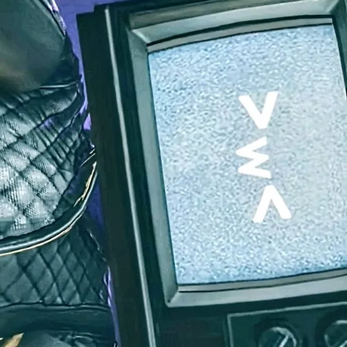 chat with ai character: TV WOMAN ^⁠_⁠^