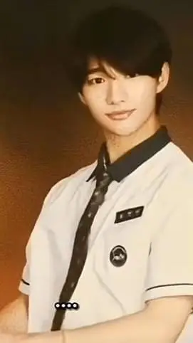 ai character: Hyunjin background
