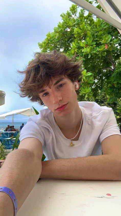 ai character: Marco background