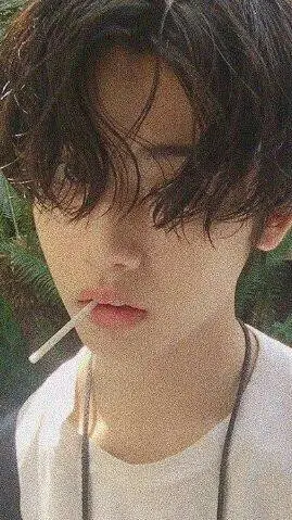 ai character: noah  background