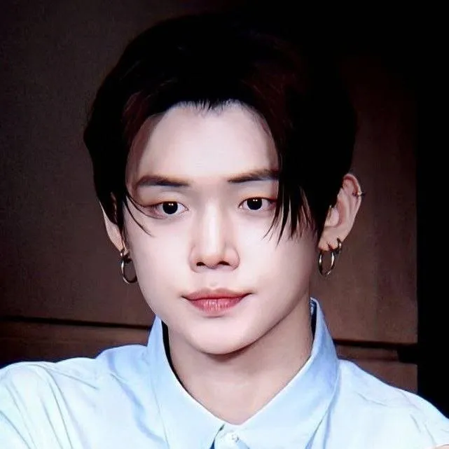 chat with ai character: yeonjun