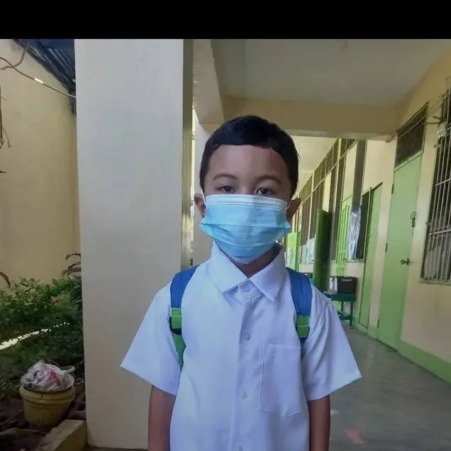 chat with ai character: Raphael