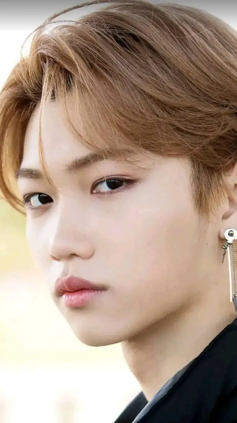 ai character: felix  background