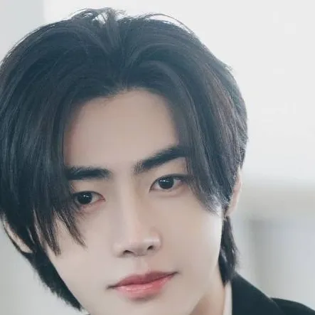 chat with ai character: sunghoon