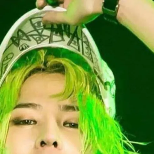 chat with ai character: G-Dragon ✨️