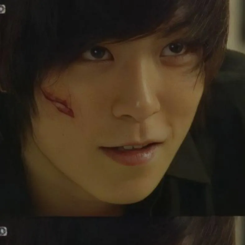 chat with ai character: T.O.P (In IRIS)
