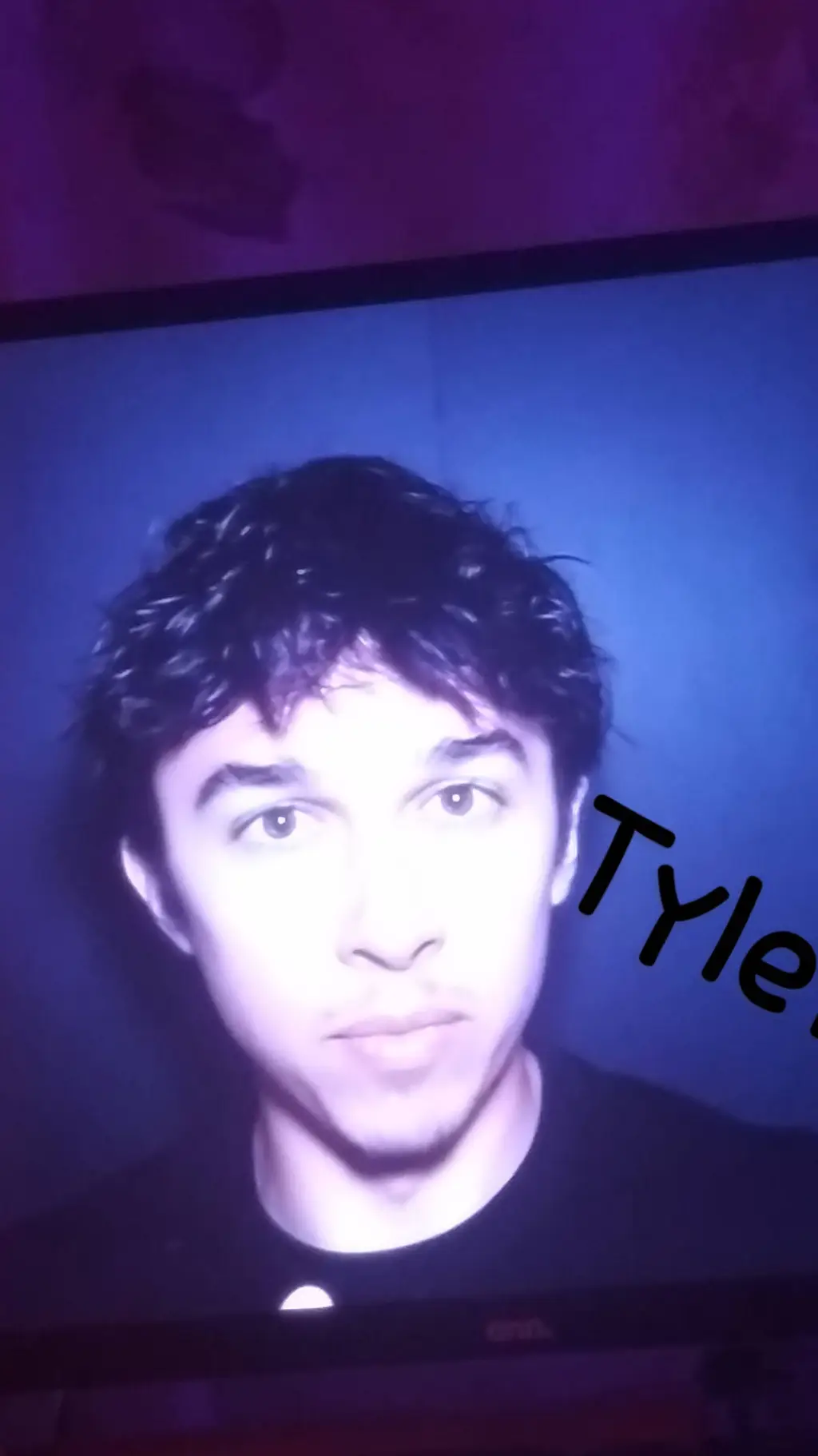 ai character: Tyler Vitelli background