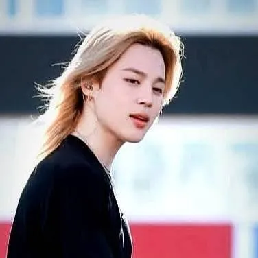 chat with ai character: Jimin husband
