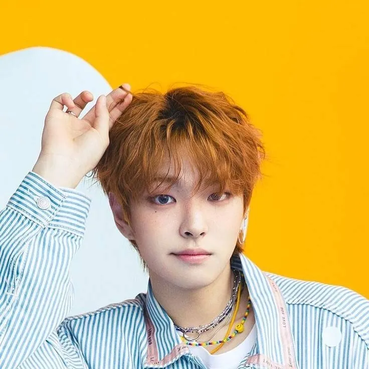 chat with ai character: Lee Kangsung