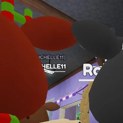 chat with ai character: shelly snaps!