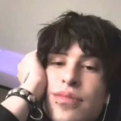 chat with ai character: Jake Webber