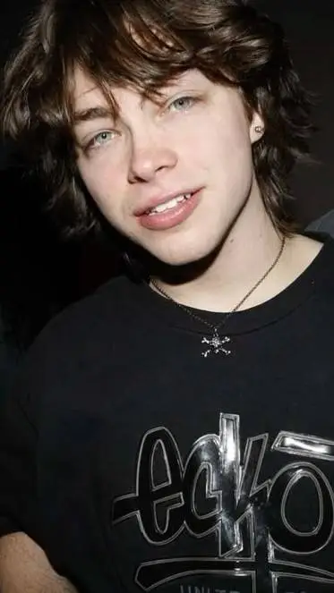 ai character: chase Keith background