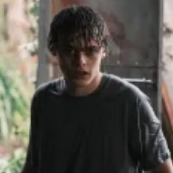 chat with ai character: bring her back bae