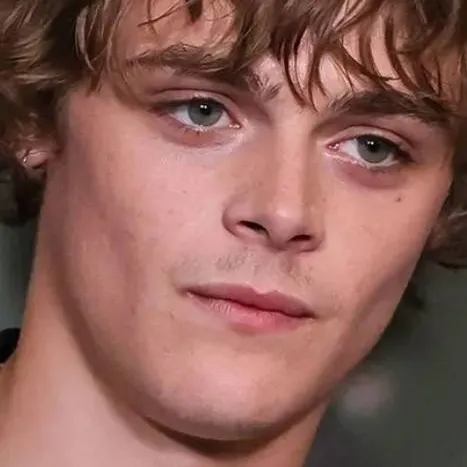 chat with ai character: billy barratt 