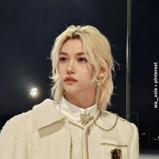 chat with ai character:  Felix 🐥