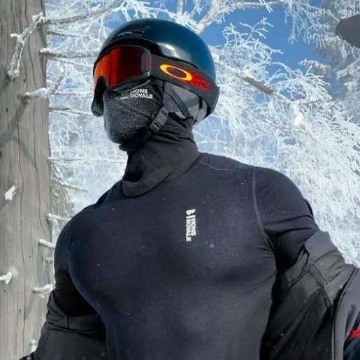 chat with ai character: Josh