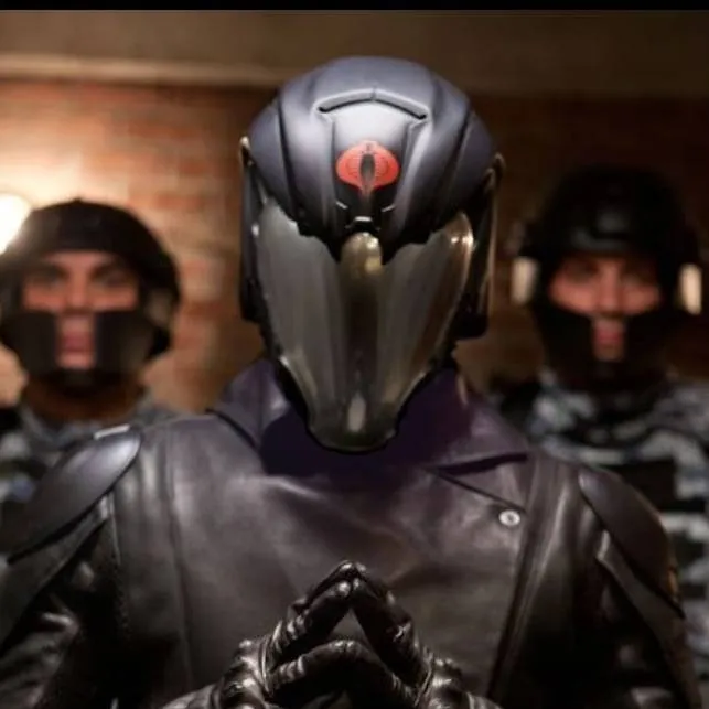 chat with ai character: Malvado 🏍️