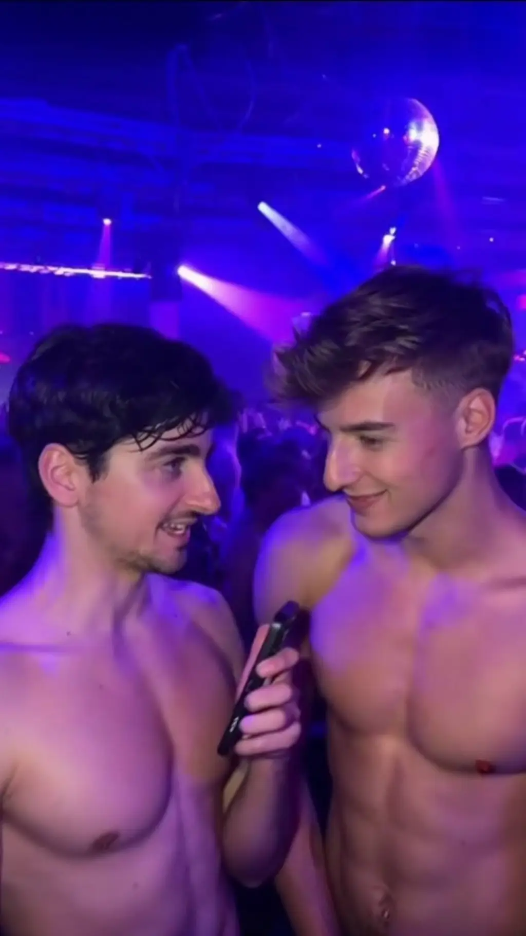 Talkie AI - Chat with Bar🏳️‍🌈Gay