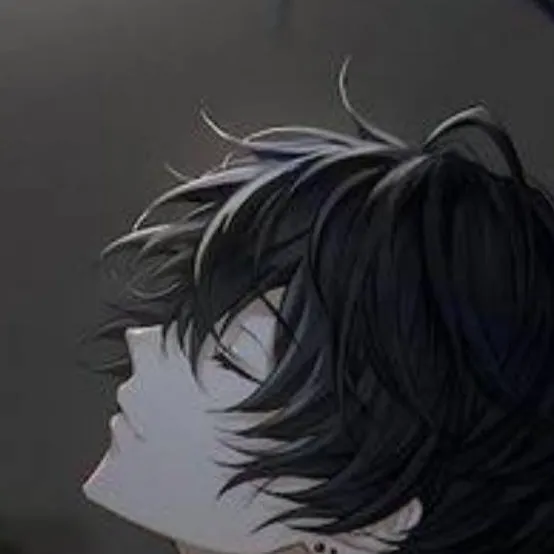 chat with ai character: 🖤🖤ur crush🖤🖤