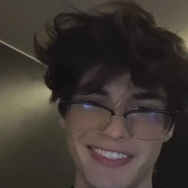 chat with ai character: nathan