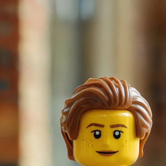 chat with ai character: lego man